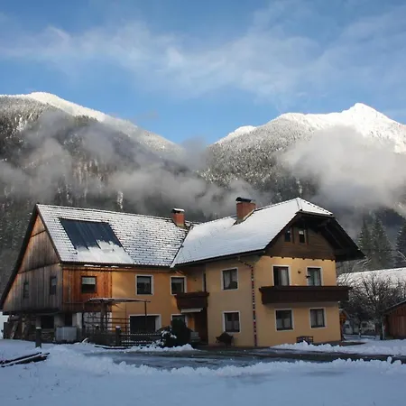 Haus Berchtold Hermagor-Pressegger See